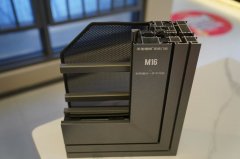 <b>同时面临近些年国平易近经济增加放缓的现实</b>
